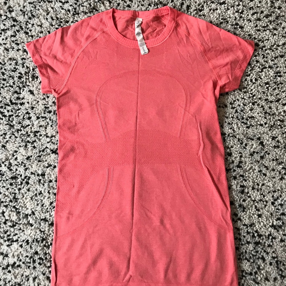 Lululemon Swiftly Tech short sleeve crew